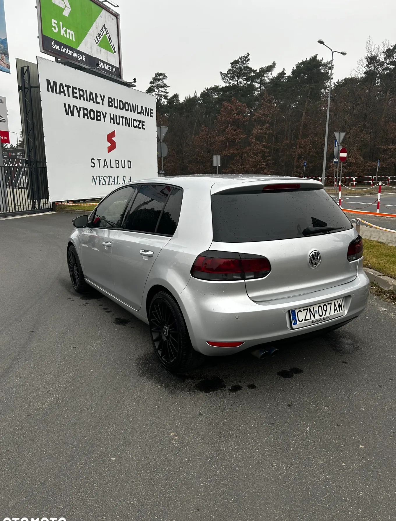 Volkswagen Golf cena 27999 przebieg: 216000, rok produkcji 2009 z Brusy małe 79